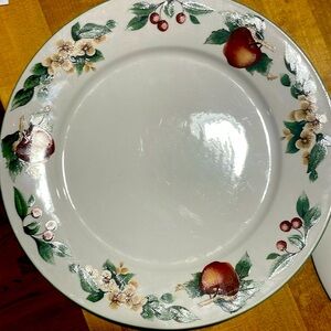 The Chelsea Grape Collection Oval Platter